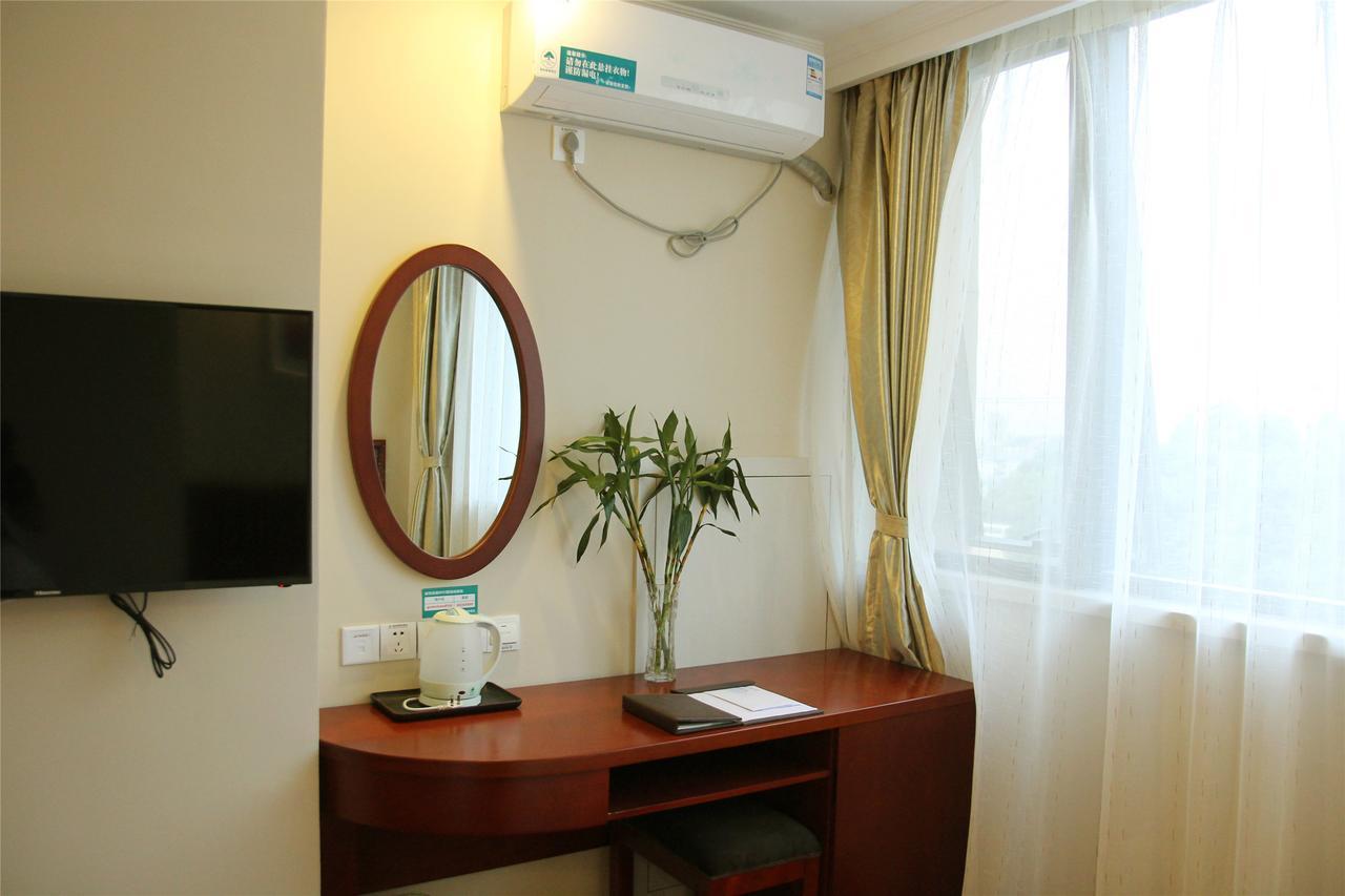Greentree Inn Xinjiang Fukang Fukang Business Hotel Changji Eksteriør billede