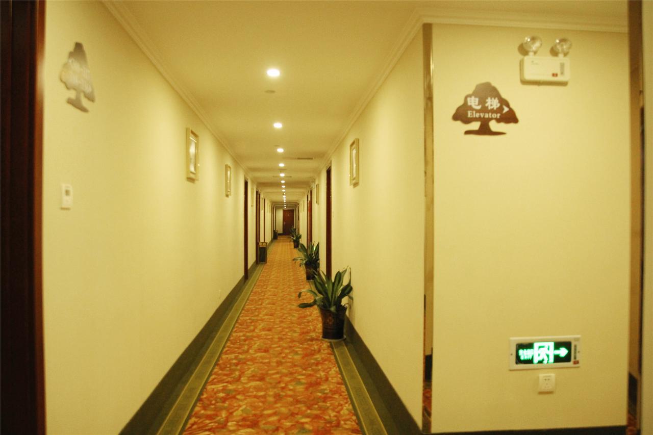 Greentree Inn Xinjiang Fukang Fukang Business Hotel Changji Eksteriør billede