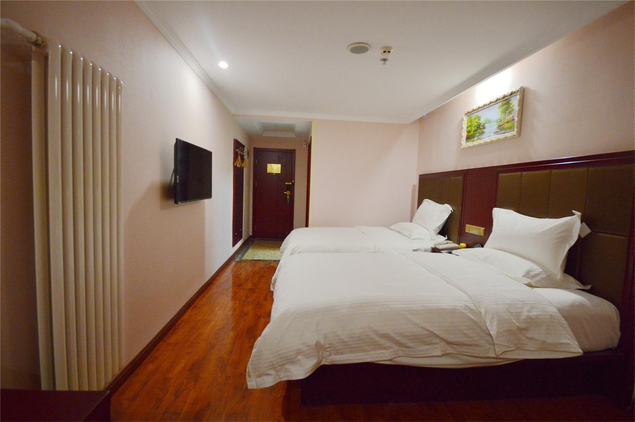 Greentree Inn Xinjiang Fukang Fukang Business Hotel Changji Eksteriør billede